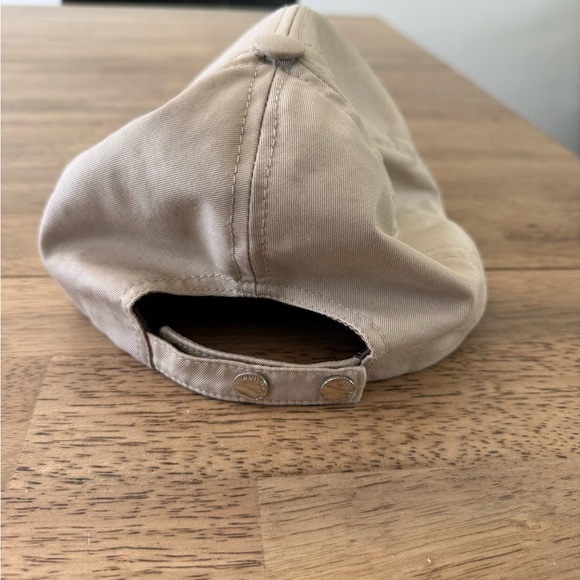 Burberry Check Pattern Cap - Picture 4 of 8